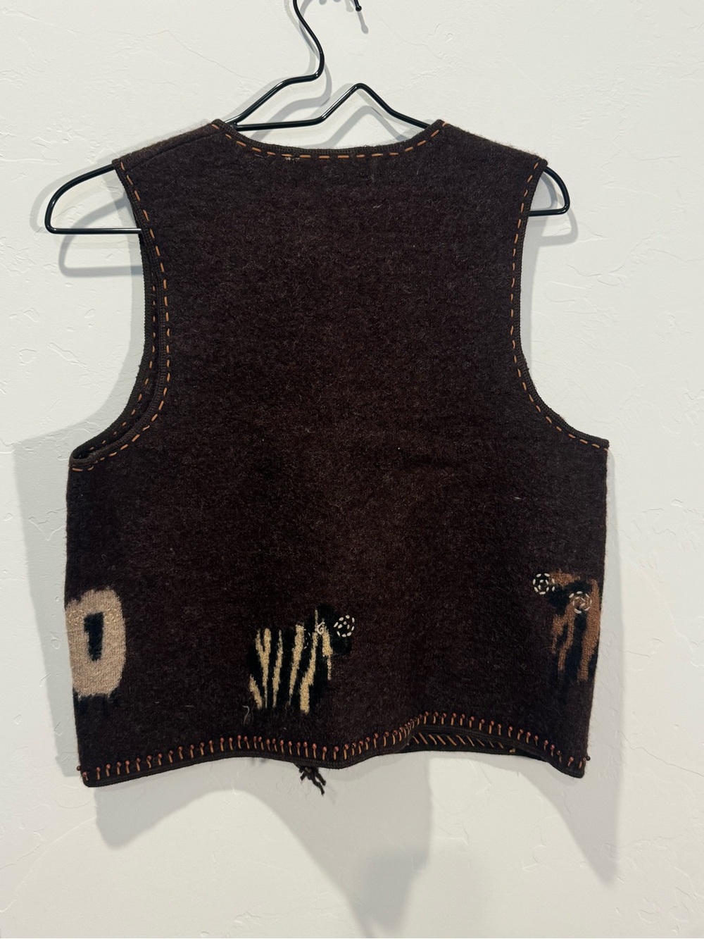 Susan Bristol Brown Wool Vest w Sheep Motifs- Farmhouse Cottage Twee Grandma - Picture 3 of 6
